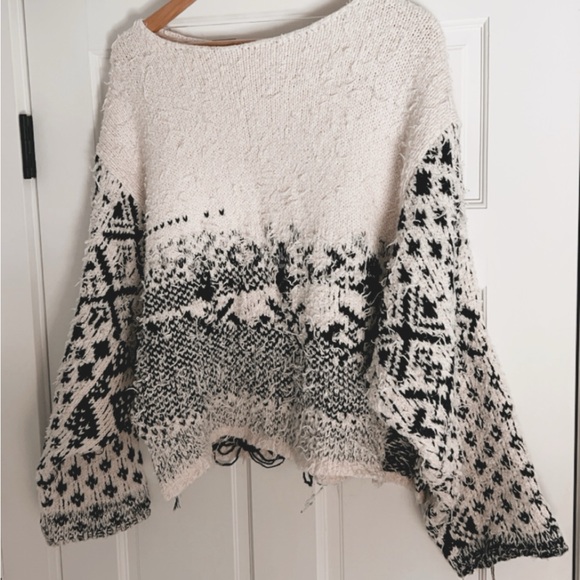 Free People Chunky Oversized Sweater; Med - Picture 3 of 3